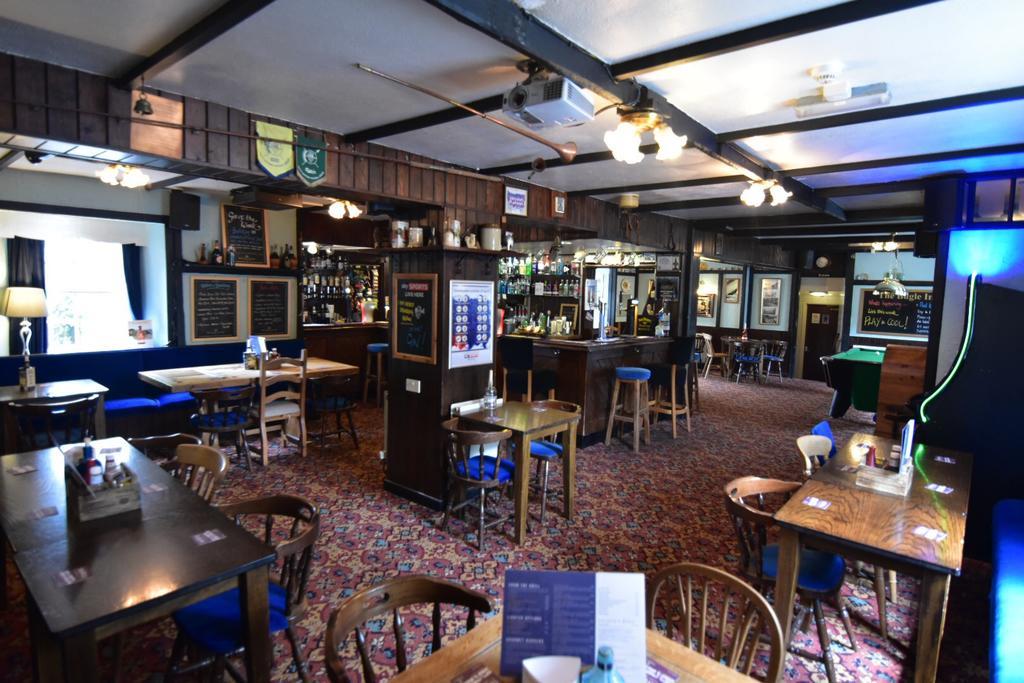 The Bugle Inn Exterior foto